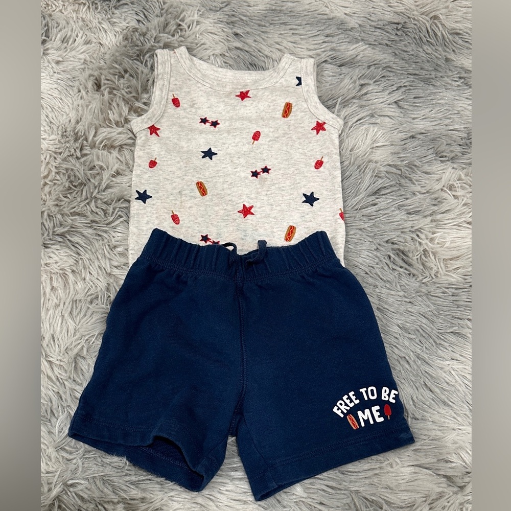 Gray Star Bodysuit and Navy Shorts Set - Picture 2 of 3